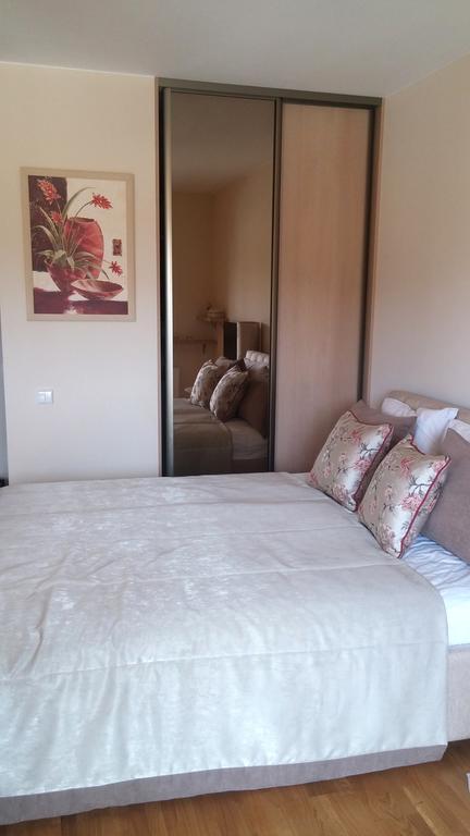 Forest Apartment พาลังกา ภายนอก รูปภาพ
