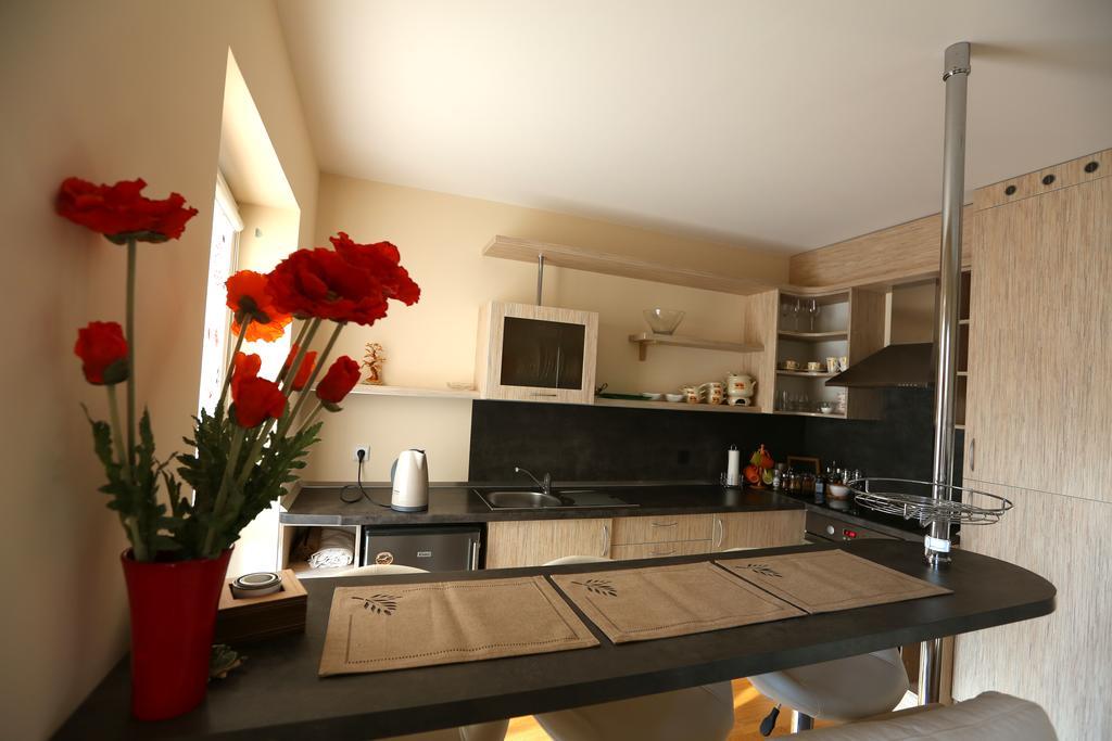 Forest Apartment พาลังกา ภายนอก รูปภาพ